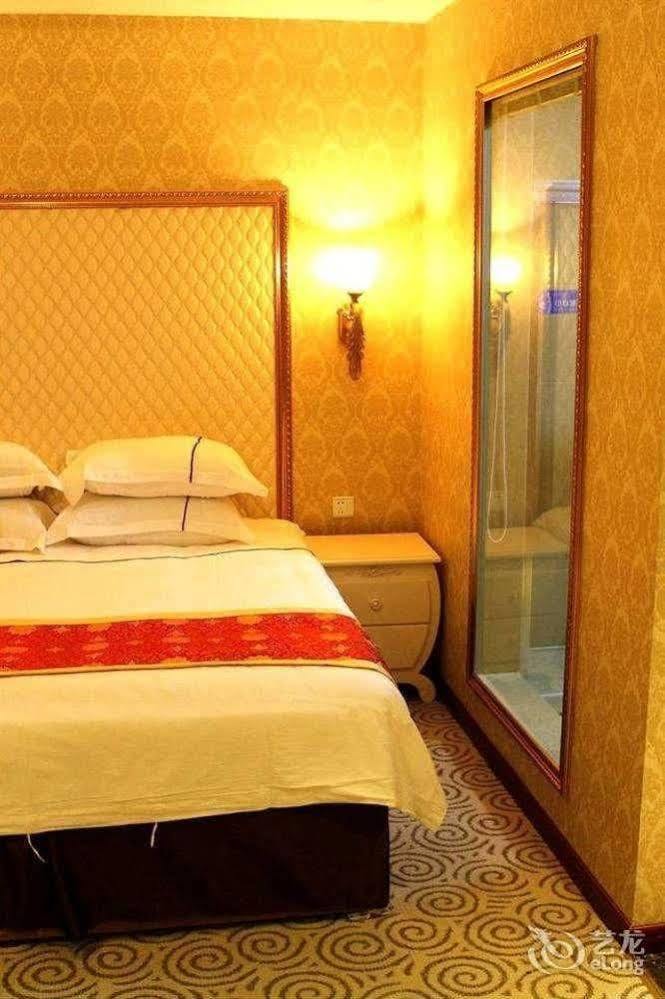 Shuman Boutique Hostel Сямынь Экстерьер фото